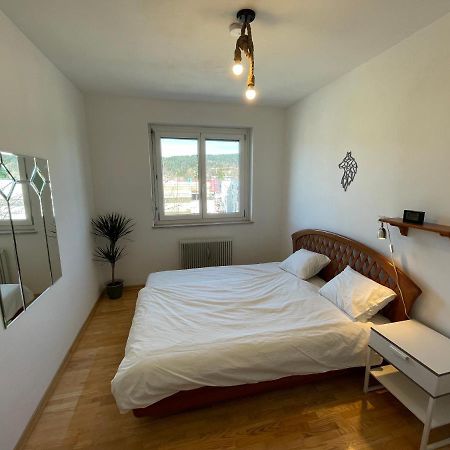 Spacious 3Bd Top Floor Flat Close To Lake Klagenfurt am Woerthersee Bagian luar foto