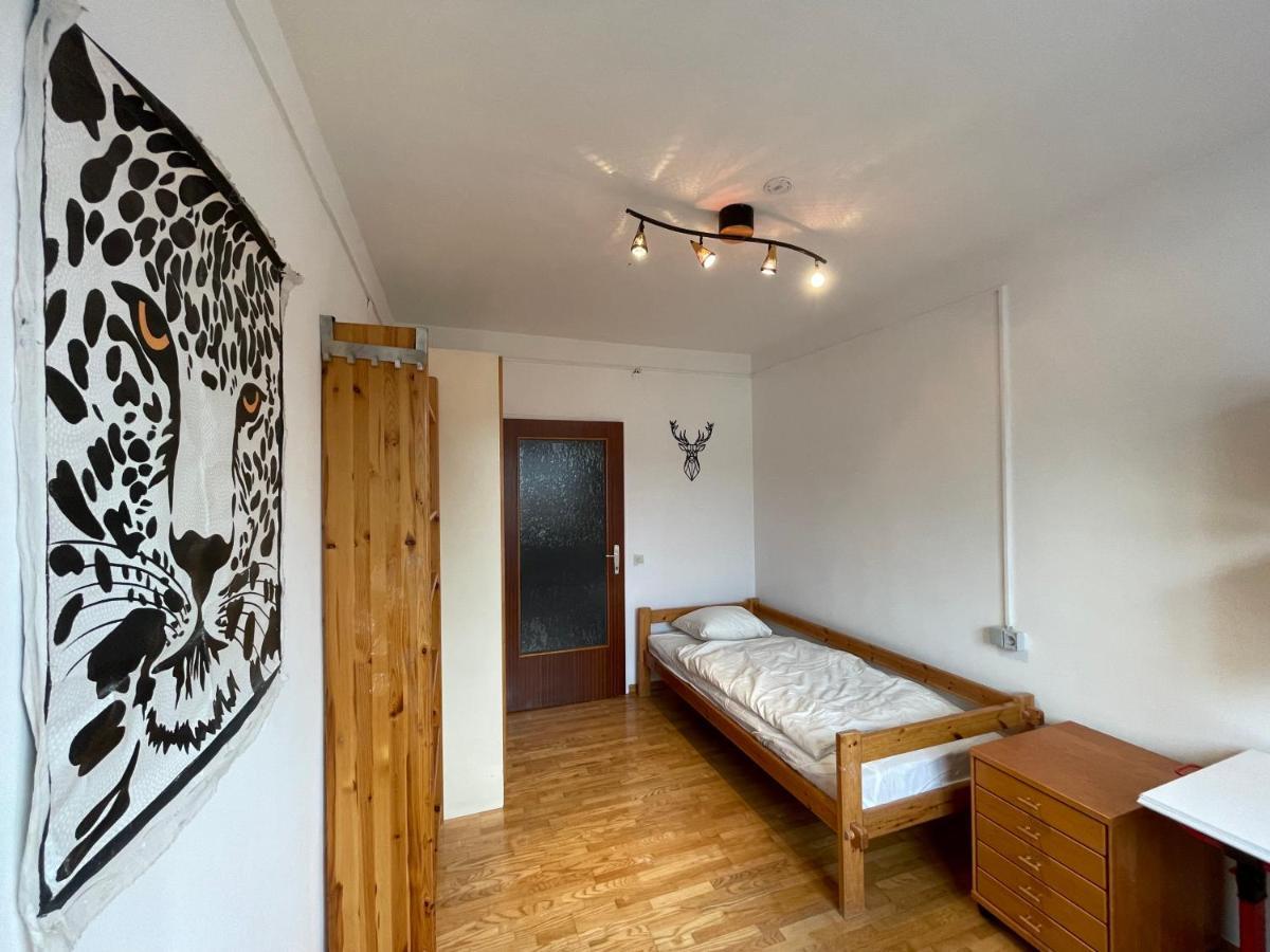 Spacious 3Bd Top Floor Flat Close To Lake Klagenfurt am Woerthersee Bagian luar foto